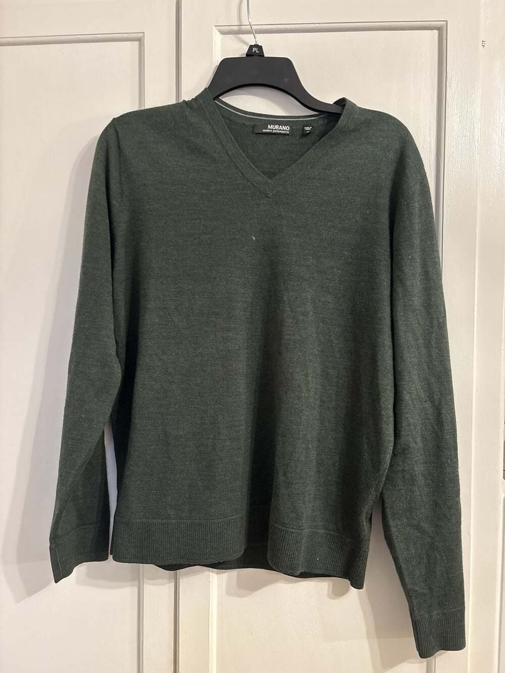 Murano Modern Performance V-Neck Sweater Green Size M